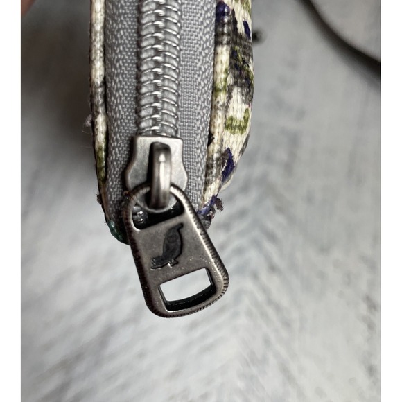 Sakroots Crossbody Purse Wallet clutch gray multicolored  adjustable bag - Picture 4 of 8